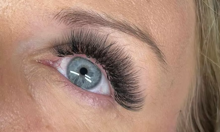 Classic or Hybrid Full Set Eyelash Extensions with Fill-In Option