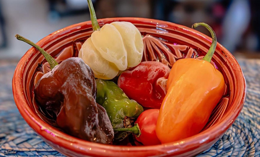 Image 8: Menú mexicano para 2 con postre, bebida y opción a margarita o cóctel