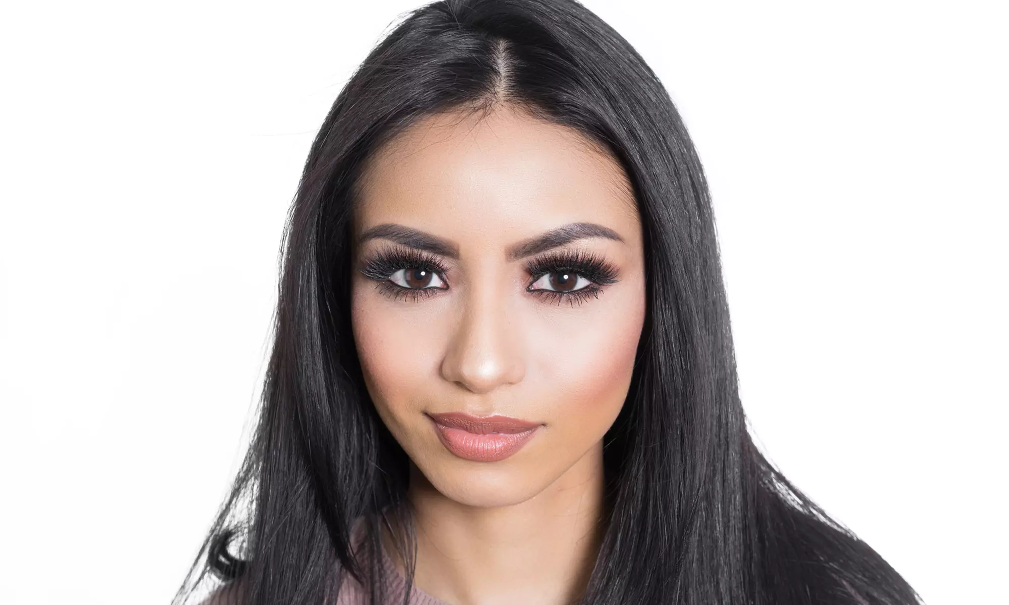 Makeup Applications, Beauty Lesson, Feature Focus or Travel Glam