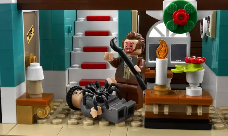 LEGO Home Alone 21330