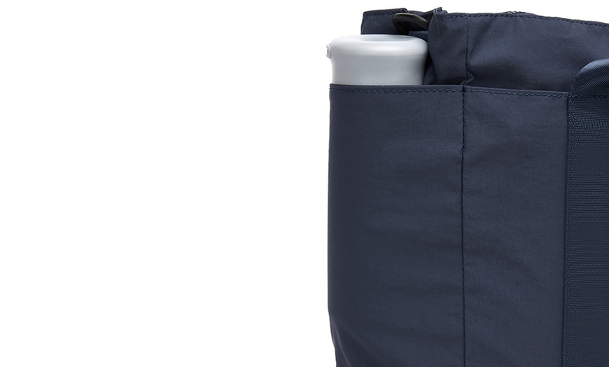 Image 22: Travel-Smart Laptop Tote with 15.6” Protection and 3-Way Carry Design