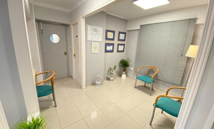 Image 5: Limpieza bucal con opción a radiografía y 1 o 2 blanqueamientos led