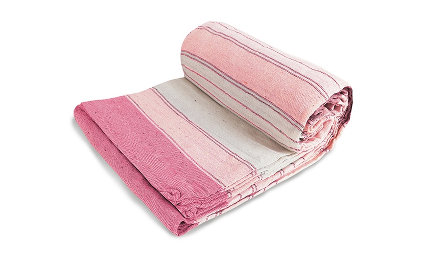 Image 33: Bankhoes en sprei van gerecycled katoen