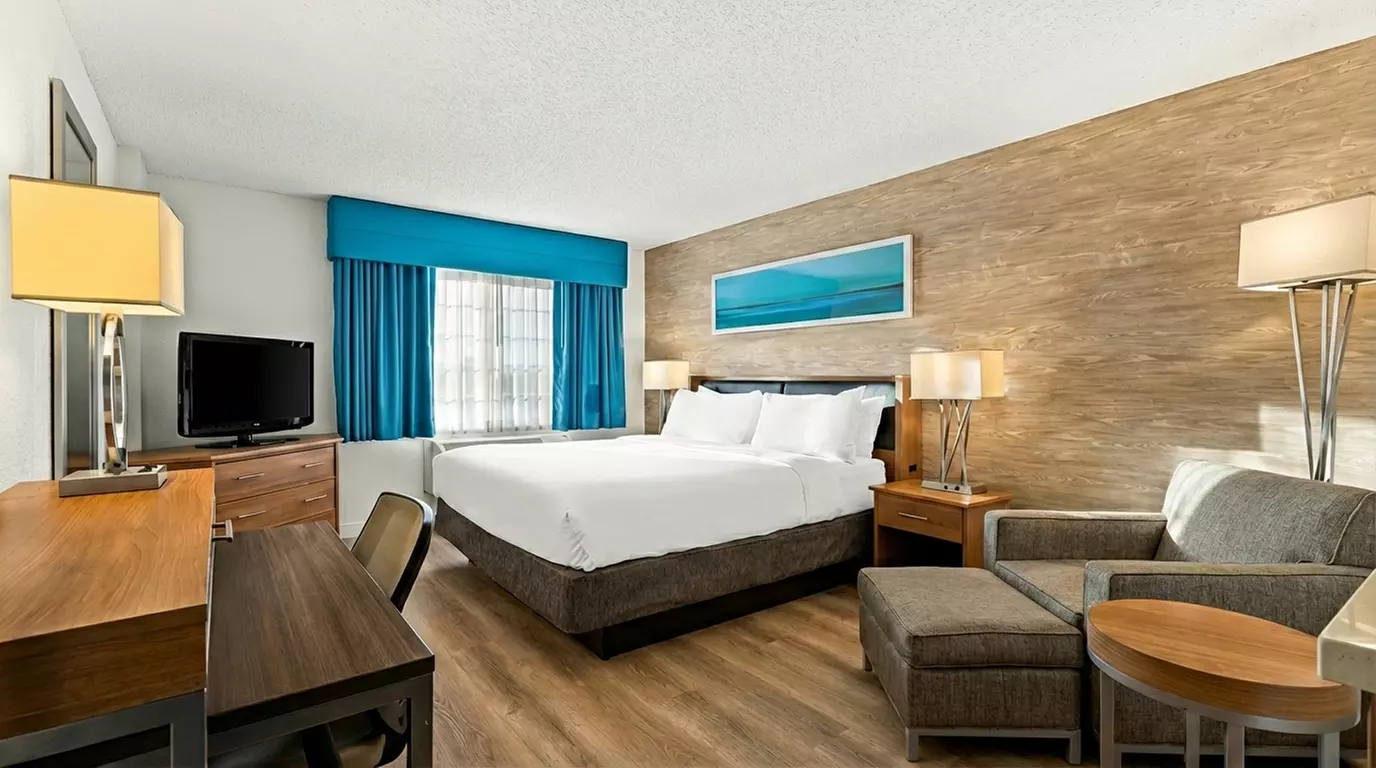 Stay at Sonesta Anaheim Resort Area, Anaheim, CA