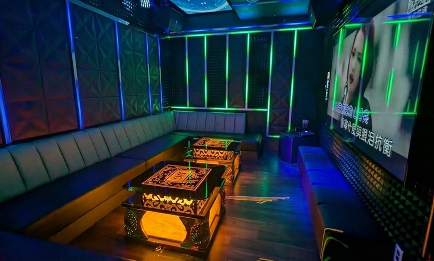 Image 11: Sing & Celebrate: 1, or 2 hours karaoke room (Up to 10 People)