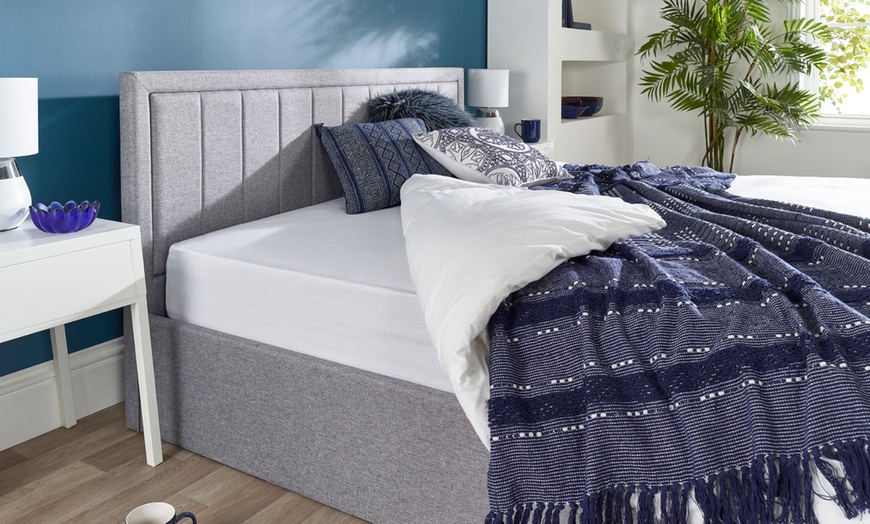 Image 5: Aspire Castleton Quilted Headboard Ottoman Bed