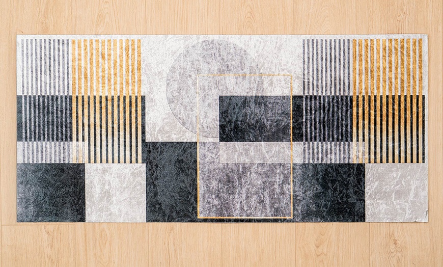 Image 17: Rutschfester Teppichläufer in Samt-Optik mit geometrischen Muster