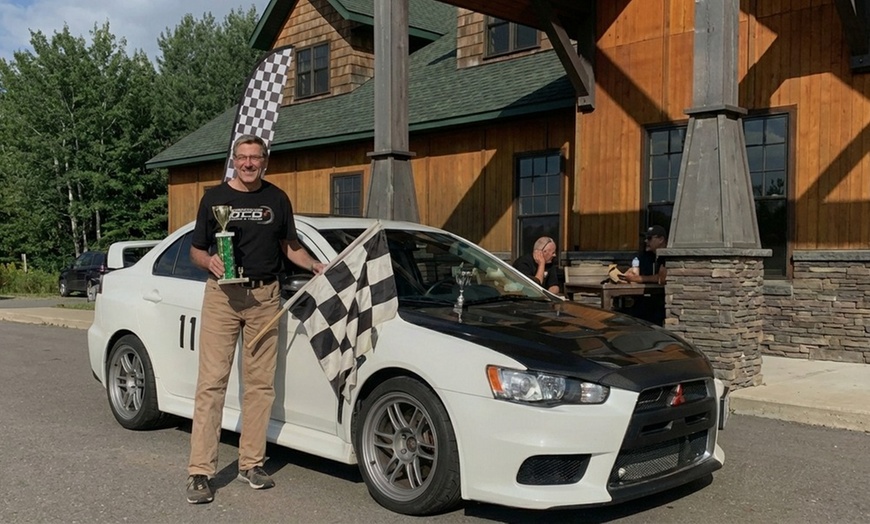 Image 4: High-Revving Racetrack Driving Experiences at Pineview Run