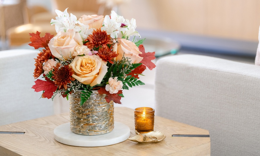 Image 10: Same Day Beautiful Fresh Flower Bouquets from Teleflora 57% Off 