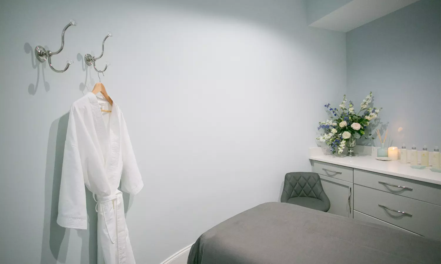 Couples Massage, Facial, or Both with Amenities at Coastal Massage and Spa (Up to 29% Off). 2 Options Available. - Primary Image