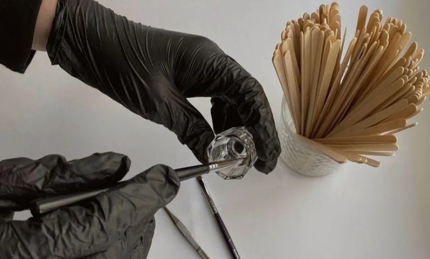 Image 5: Eyebrow Threading, Waxing, Brow Lamination & Henna