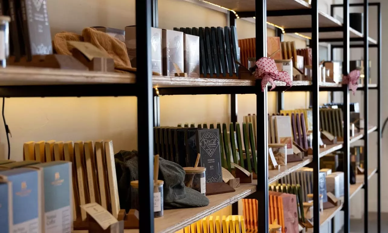 Chocolate Factory Tour and Tasting for One, 2, 3 or 4 People