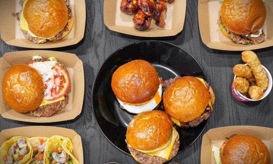 Image 6: Menú sencillo o completo a elegir con burgers y tacos