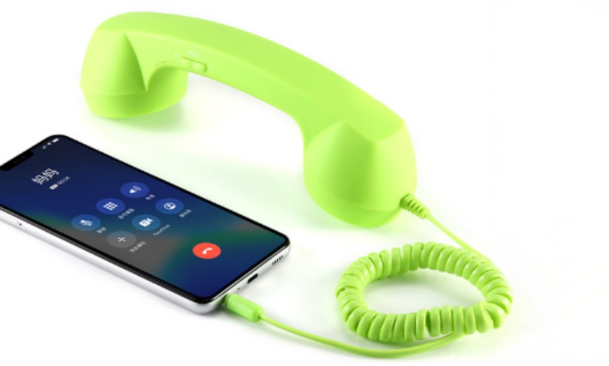 Image 4: Retro Style Phone Handset with Stylish Design and Clear Audio