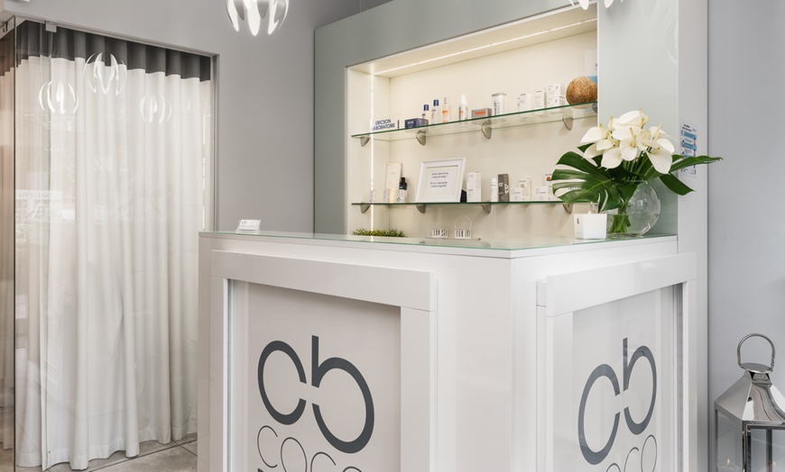 Image 2: Do 40% zniżki na Lifting twarzy - nieoperacyjny w COCO BEAUTY CLINIC