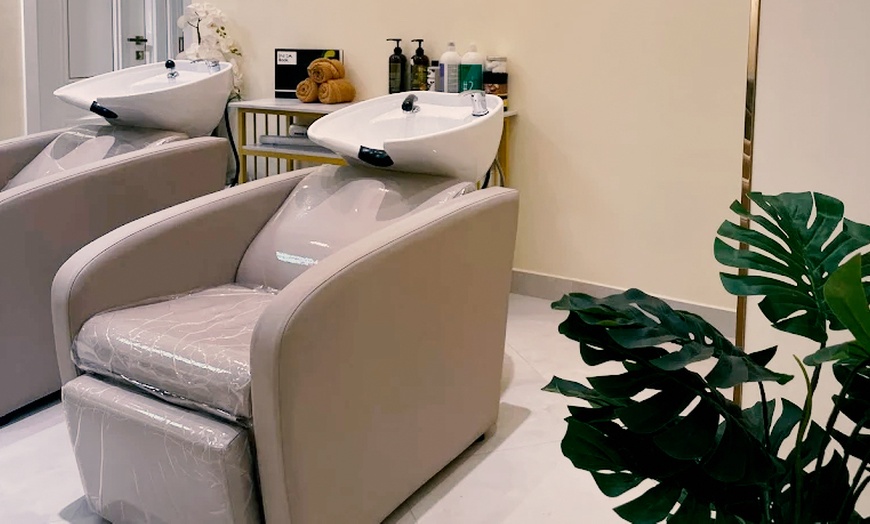 Image 2: Japanese or Korean Head Spa with Hot-oil, Reflexology or More Options