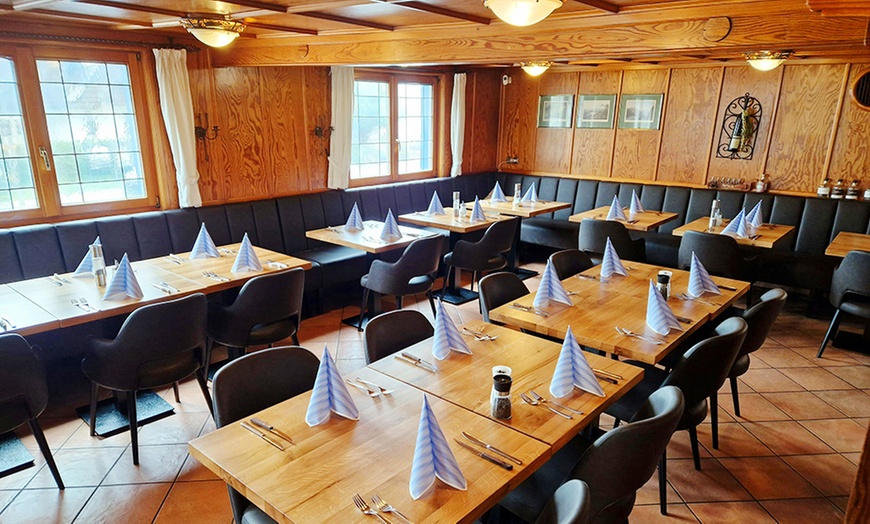 Image 4: Hagnau am Bodensee : chambre double avec PDJ, dîner et thermes