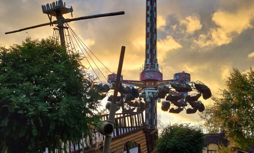 Image 13: Tageskarten für das größte Halloween Event im Freizeit-Land Geiselwind