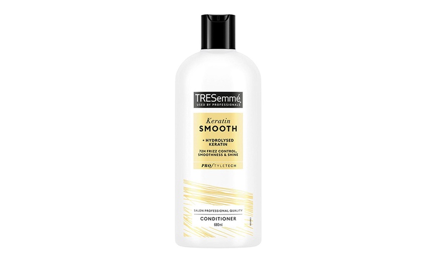 Image 28: Tresemme Shampoo and Conditioner Bundle 680ml Each