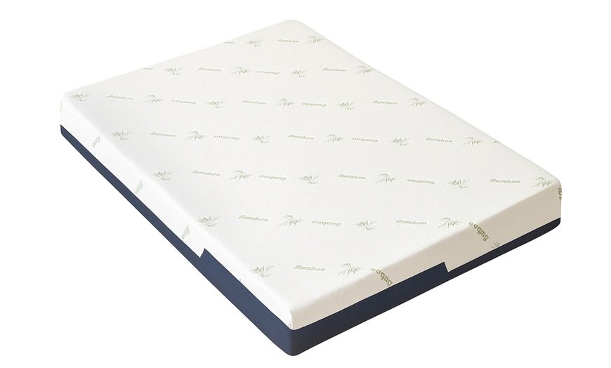 Image 6: Matelas mémoire de forme de Sampur, housse bambou