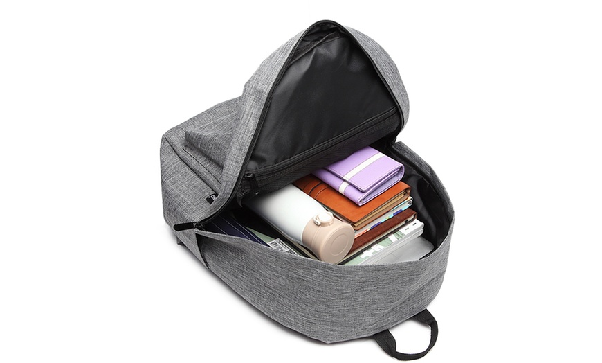 Image 11: Mochila escolar con correas acolchadas y múltiples bolsillos