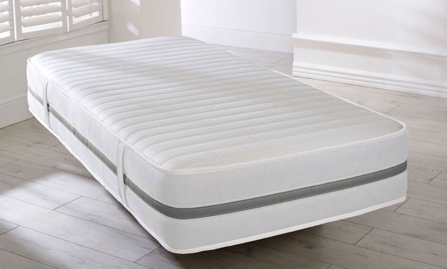 Image 7: The Sleep People Snowmere Micro Pocket Sprung Memory Foam Mattress
