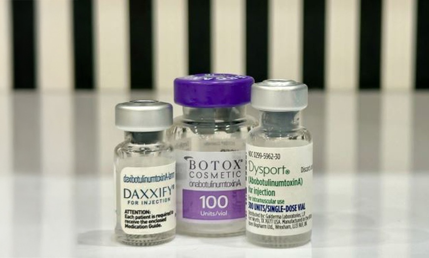 Image 4: Get that Glow: Smooth Wrinkles and Fine Lines with Dysport