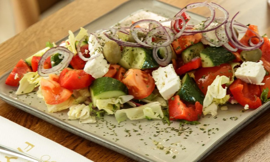 Image 1: Europäischer oder ukrainischer Business Lunch für 1 oder 2 Personen
