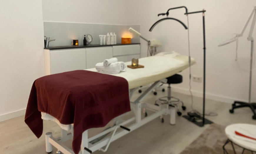 Image 4: Masaje corporal con técnica a elgir de 45, 60 o 75 minutos para 1 