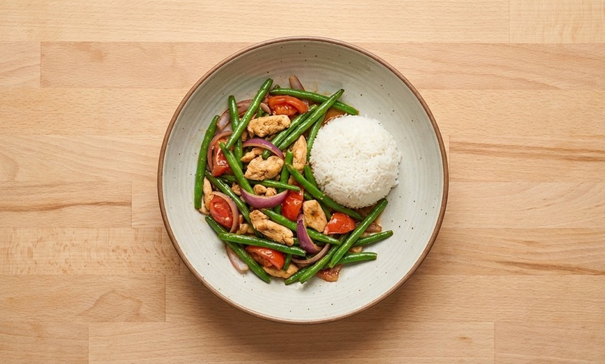 Image 12: Up to $50 to spend on food and drinks at El Pollo Inka Hermosa Beach