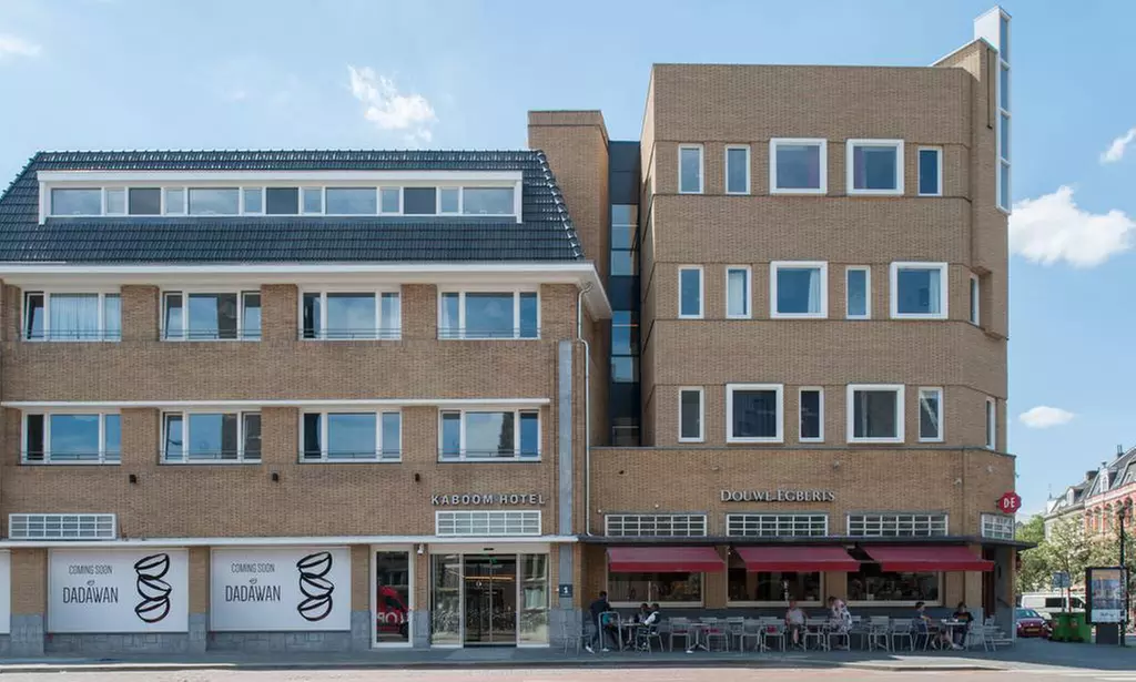 Maastricht: Doppel- oder Vierbettzimmer mit Frühstück