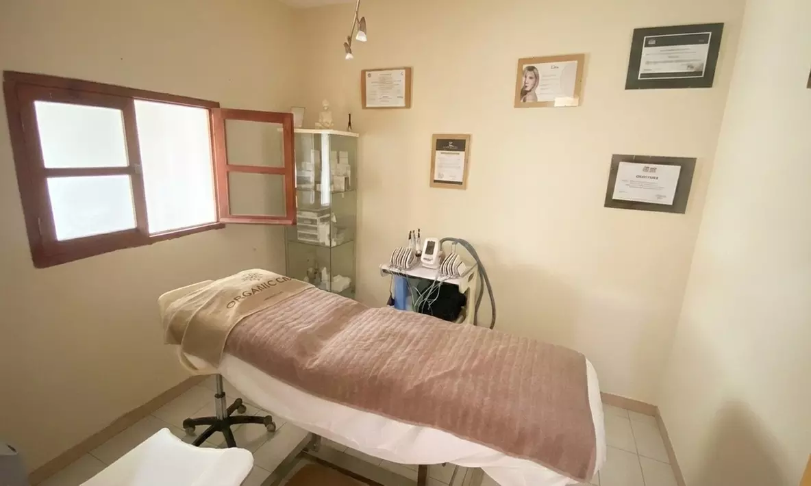 Tratamiento facial con limpieza, radiofrecuencia y tratamiento extra