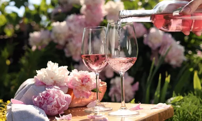 Admission to The Jazz Age Lawn Party + Cocktails
