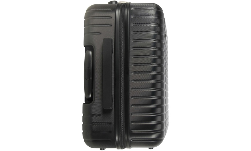 Image 8: Set of Three Hard-Shell ABS Suitcases
