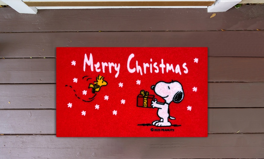 Image 4: 1x oder 2x Fußmatte mit weihnachtlichem Snoopy-Motiv
