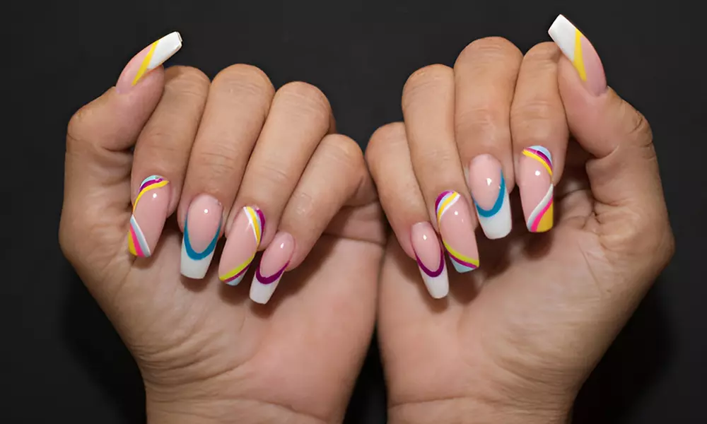 Ultieme verzorging met luxe nagels & verfrissende gezichtsverzorging