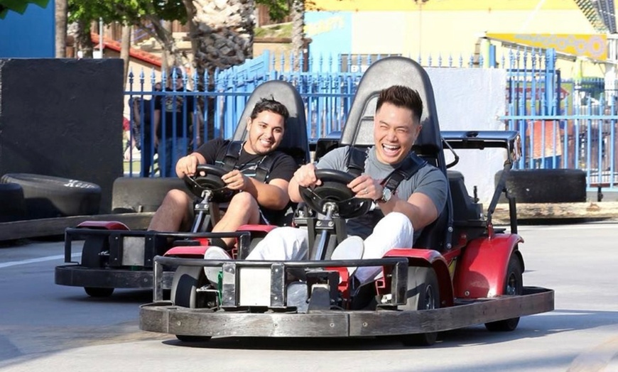 Image 12: Fiesta Village: Arcade, Video Games, Prizes