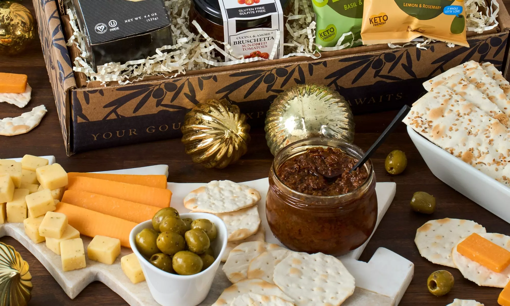 Up to 30% Off on Premium Meat, Fruit, Cheese & Chocolate Gift Baskets