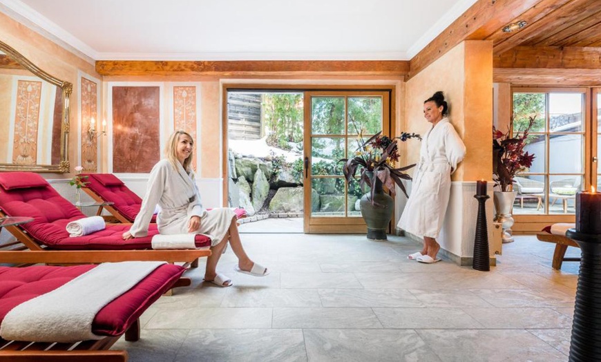 Image 10: Oberstaufen im Allgäu: Deluxe-Doppelzimmer inkl. 3/4 Pension & Spa