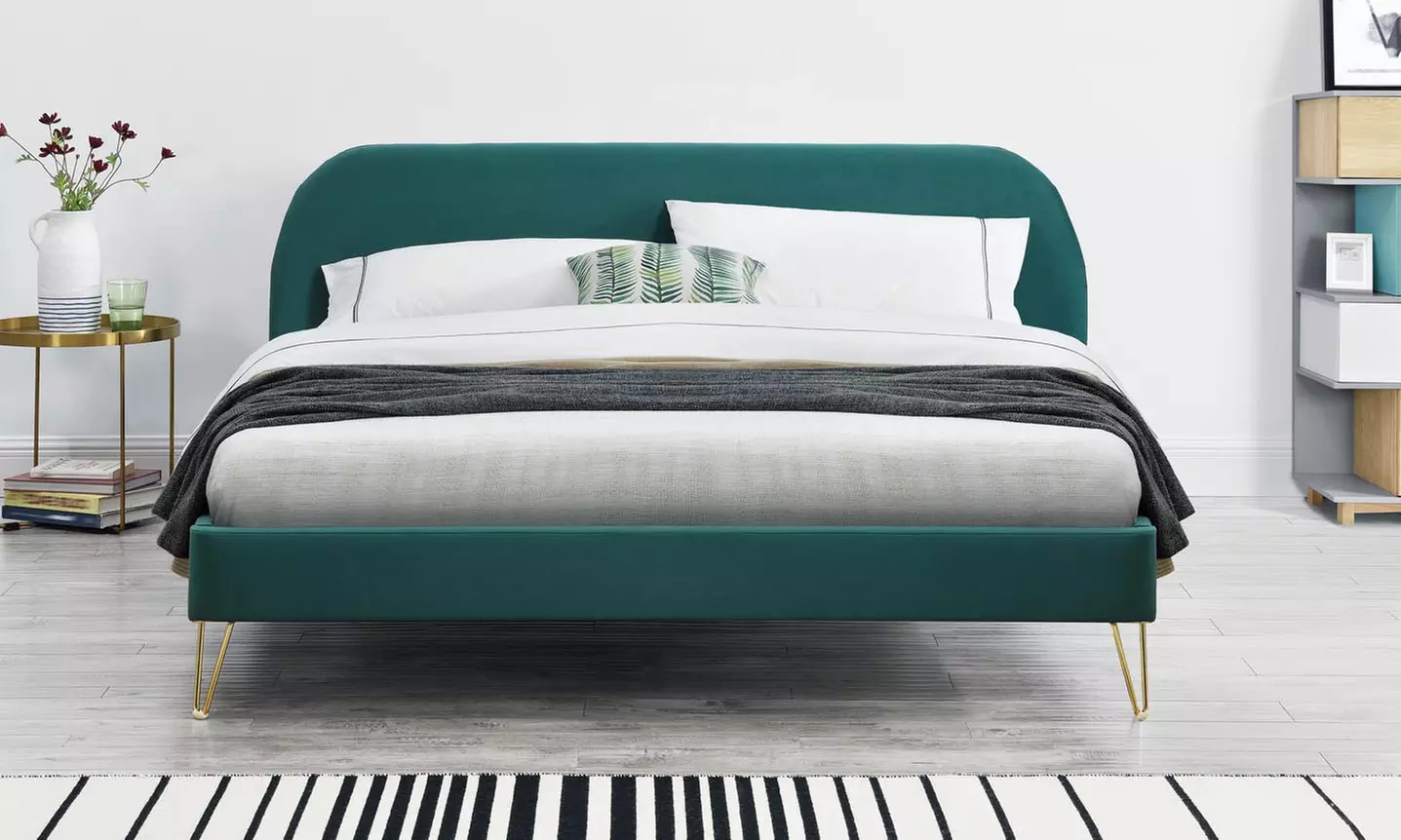 Lit velours "Garbera" 140 x 190 cm ou 160 x 200 cm de Kocoon