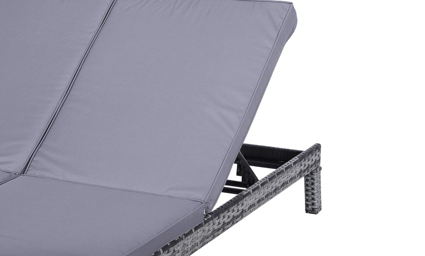 Image 3: Outsunny Double Rattan-Effect Sun Lounger