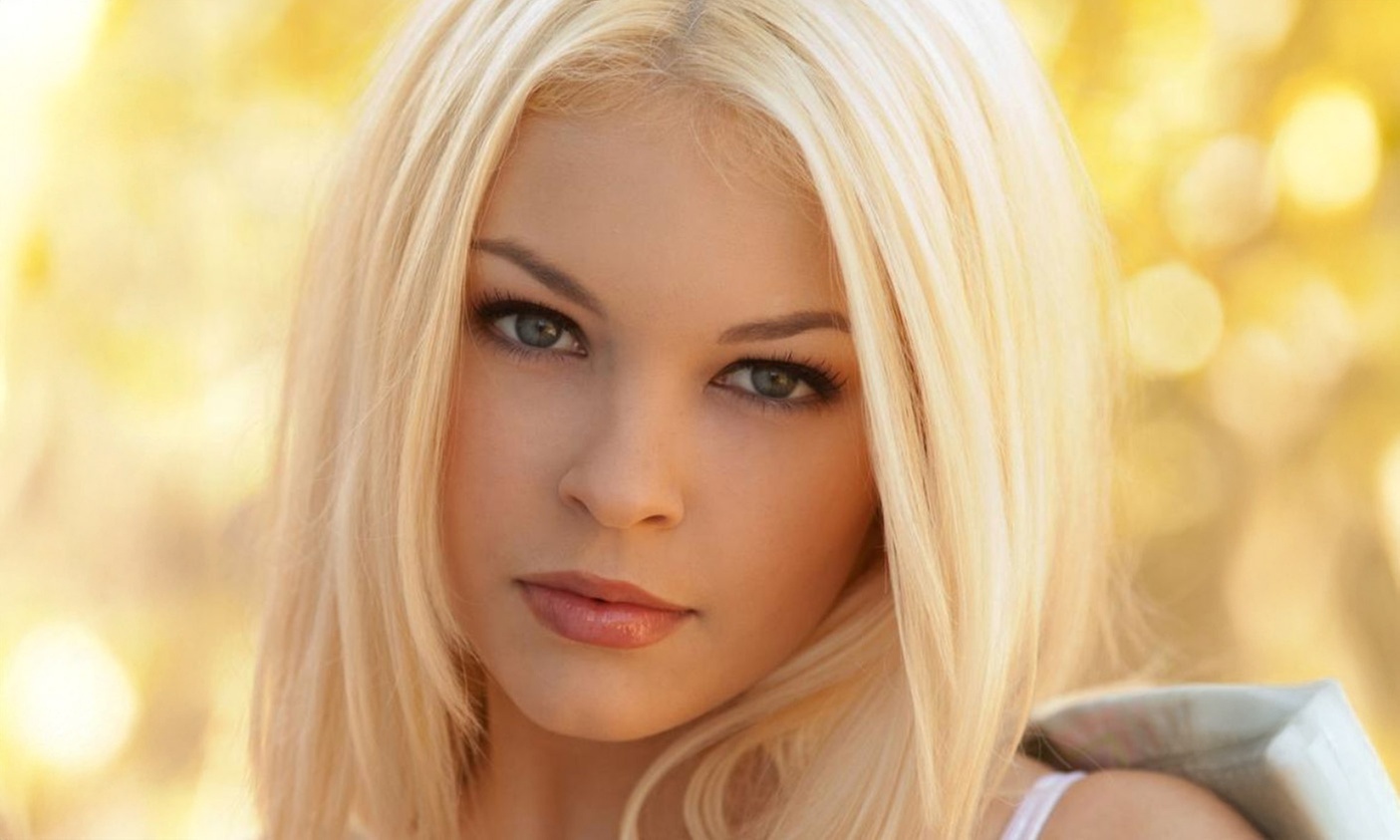 Transform Your Look at Pulse 369! Brow Sculpt & Tint or Treat Yourself with a Scalp Massage! (Up to 59% Off)
