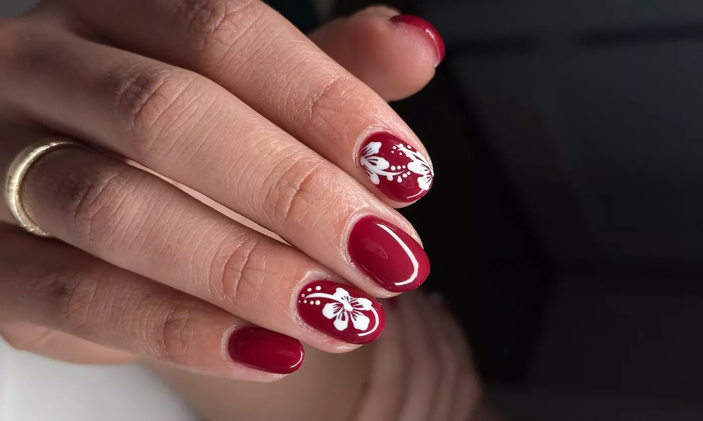 Perfect Nails:Gel, Structured Manicure, or Short Full Acrylic Nail Set