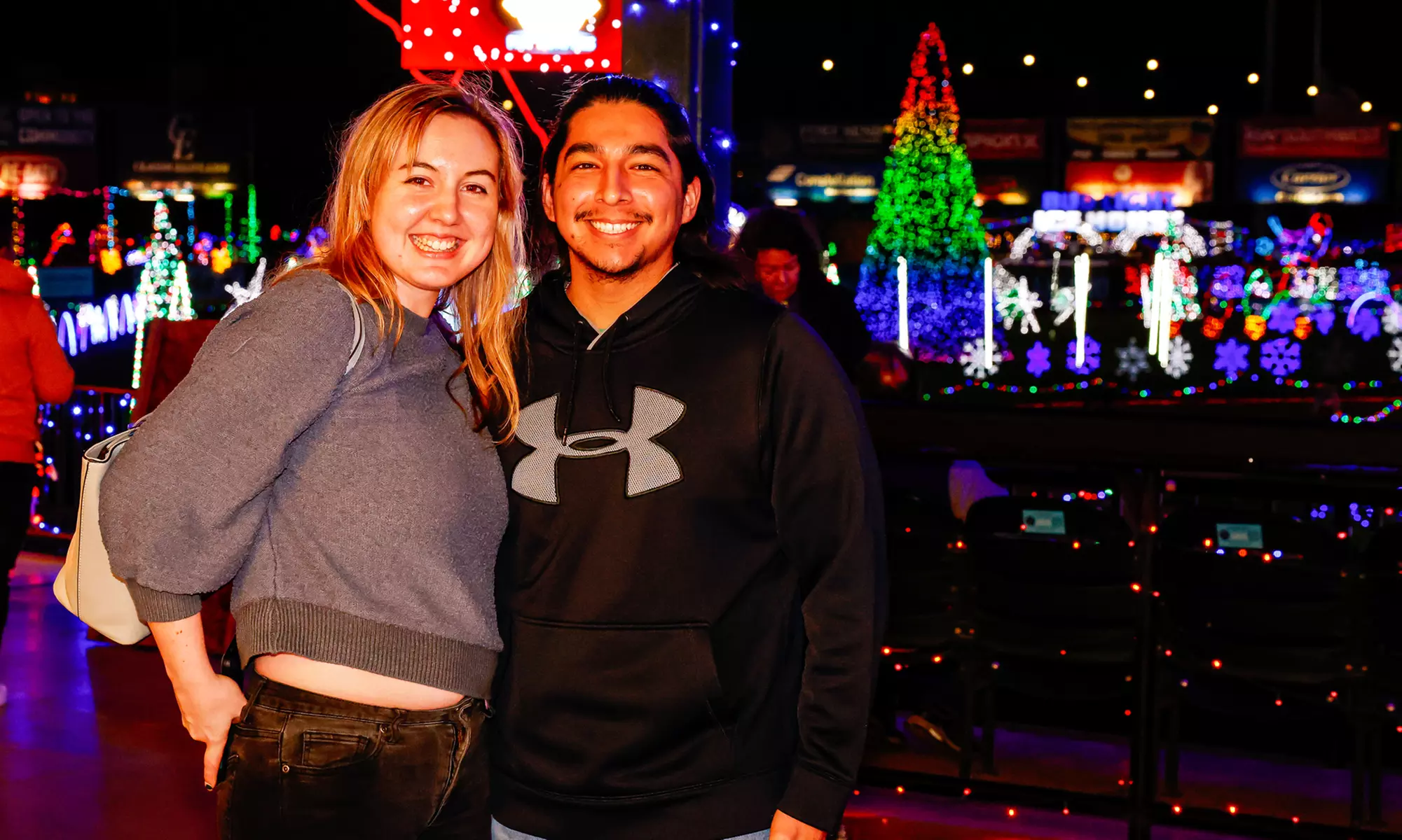 Sugar Land Holiday Lights: Dazzling Displays & Festive Fun