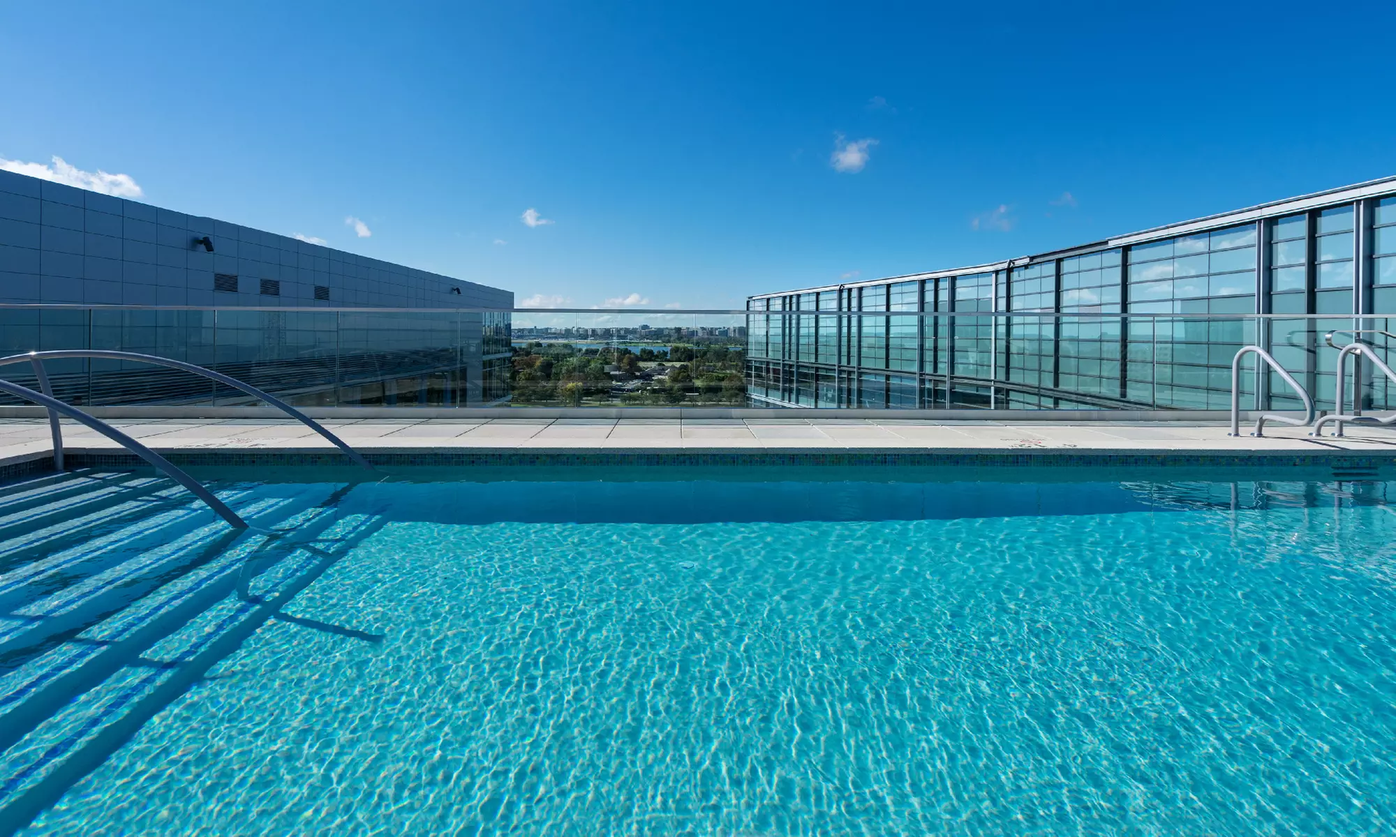Members Only: Hotel with Stunning River Views and Modern Amenities