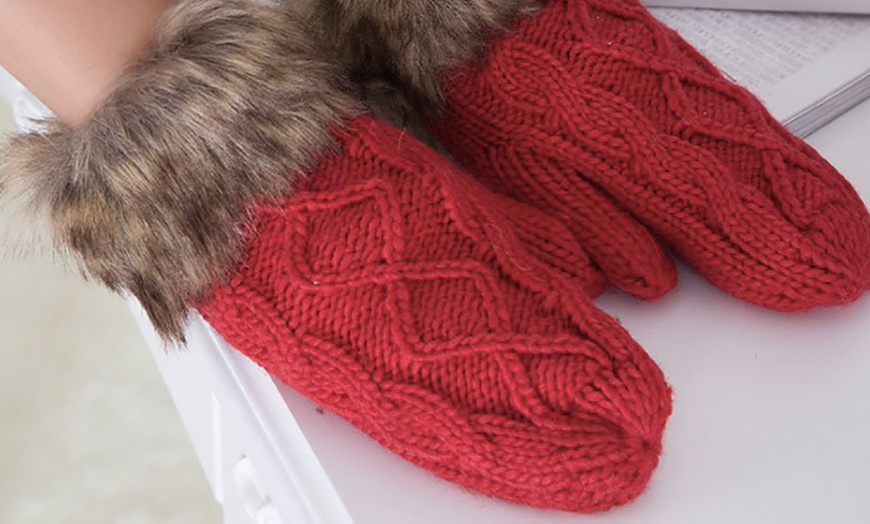 Image 5: Cotton Knitted Gloves