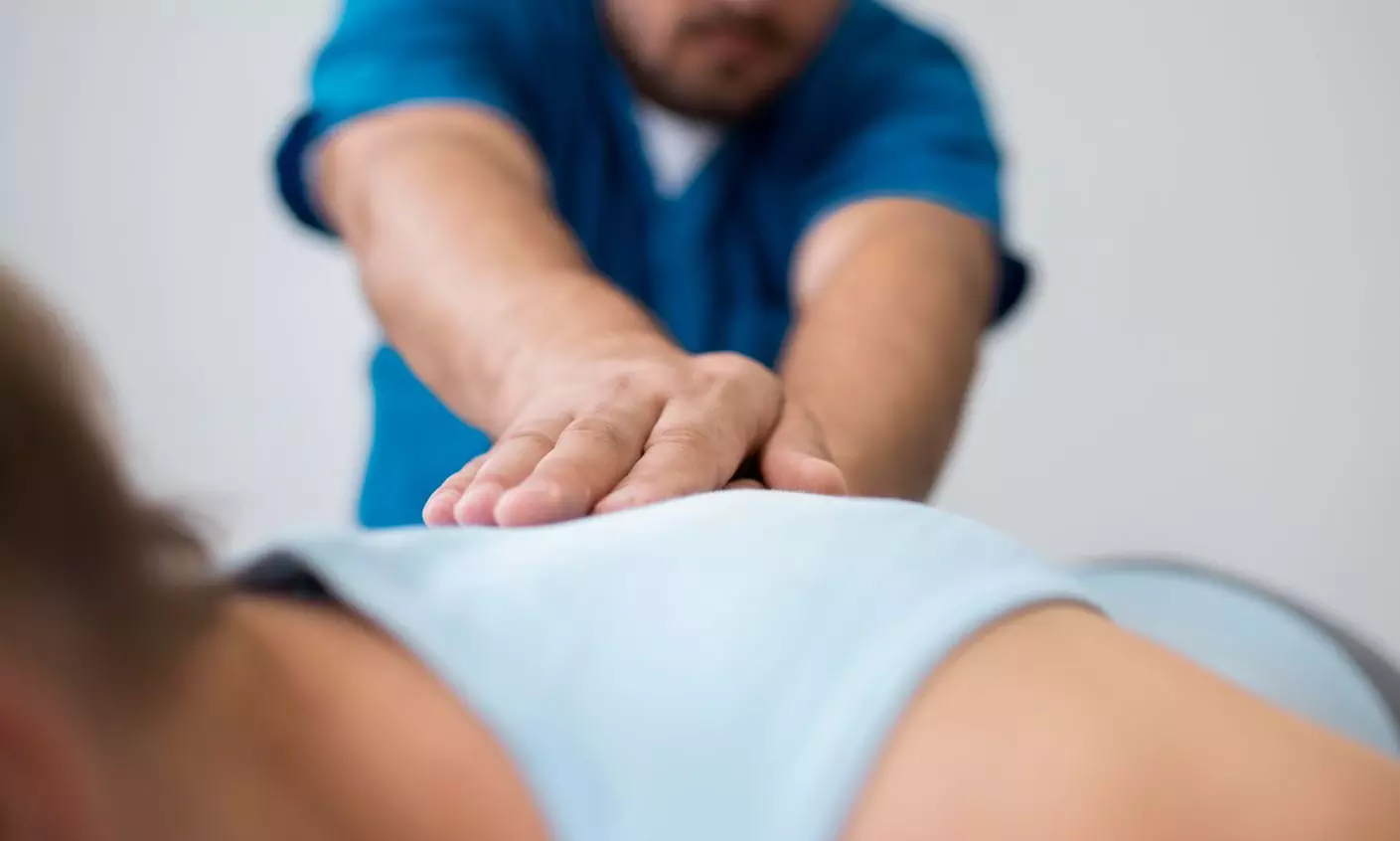 1 o 2 sesiones de fisioterapia avanzada con valoración y ventosas