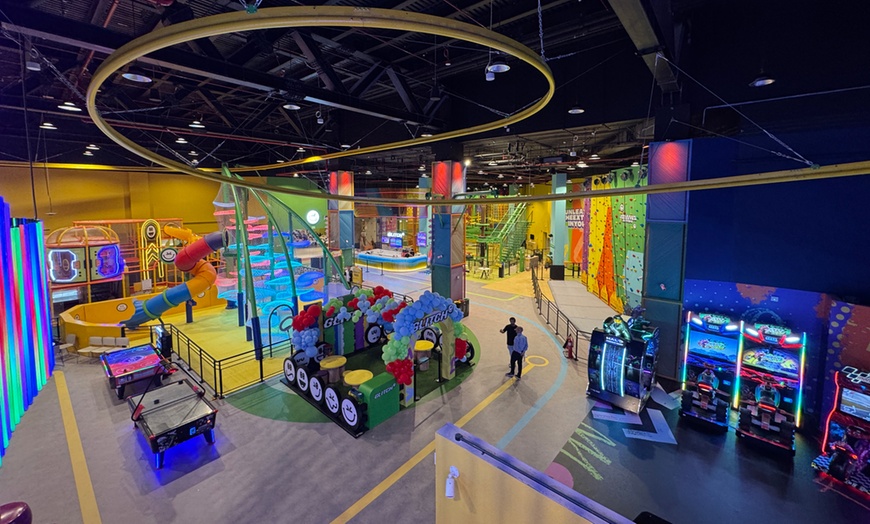 Image 6: Maximize Fun With Glitch Arabia's Exciting Play Area Deals