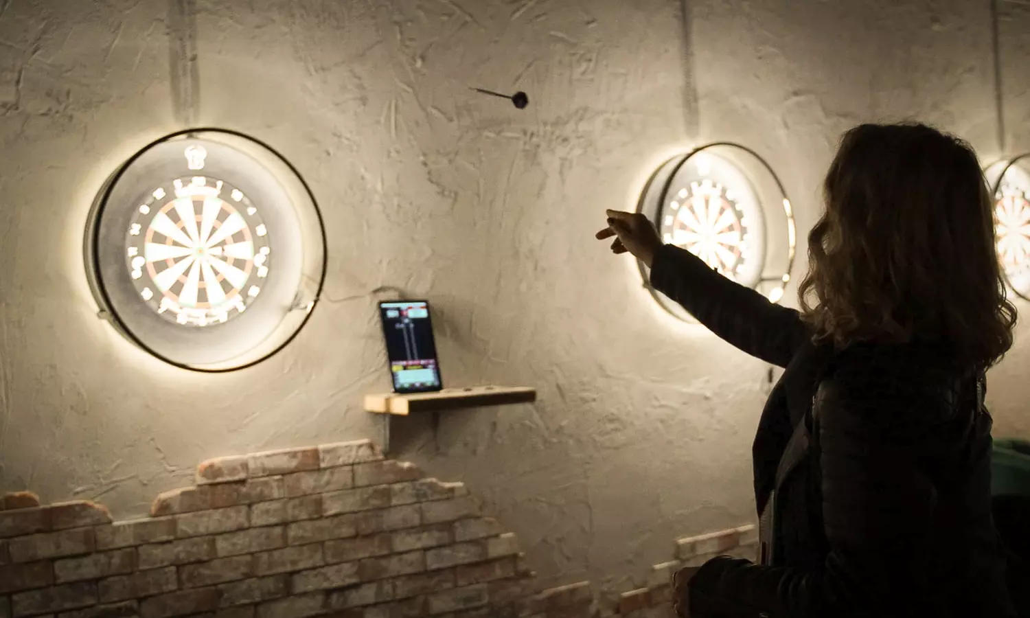 Treffe ins Bullseye: 2 oder 3 Std. Steel Dart oder Scolia Dart spielen inkl. 1 Leihpfeilset (bis zu 47% sparen) - Second Medium