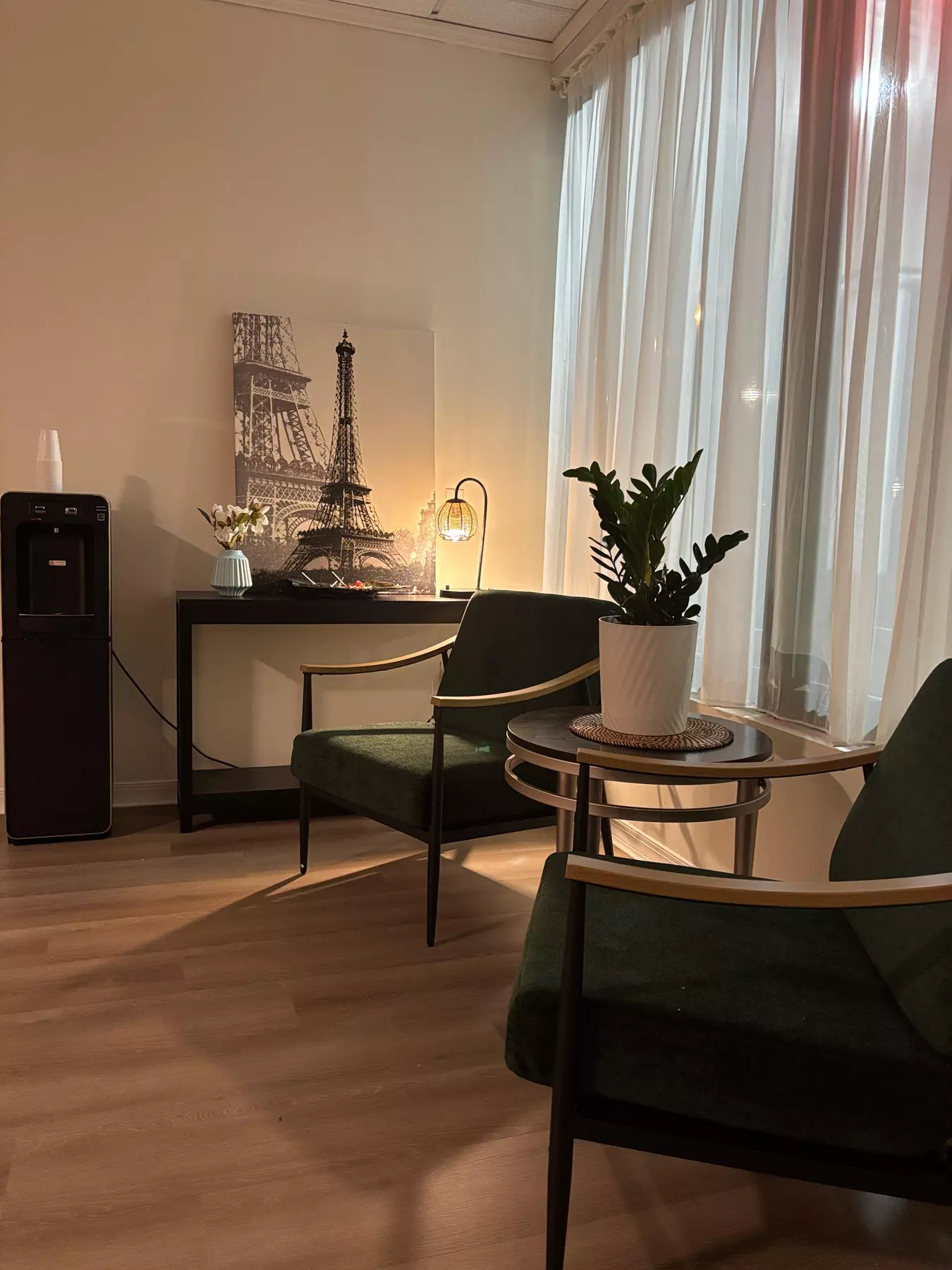 Relax with Body Massages, Spa Packages or Reflexology for One or Couples at Ravissanics Beauty Spa